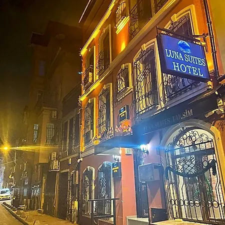 Luna Taksim 3*