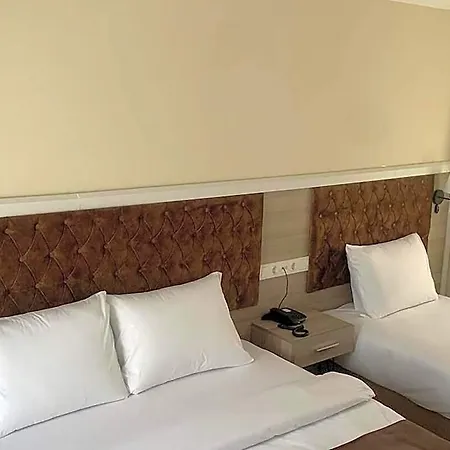 Apart-hotel Luna Taksim 3*