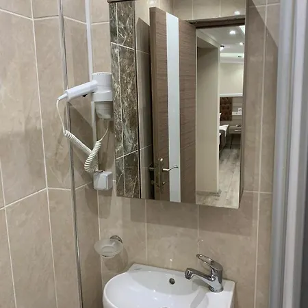 Luna Taksim 3*